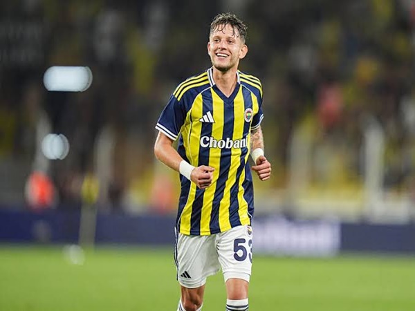 Lazio Pantau Gelandang Fenerbahce di Laga Persahabatan Pekan Lalu